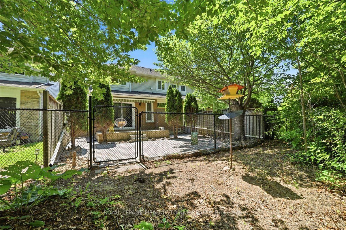 2068 Broadleaf Crescent • Burlington, ON photo 38