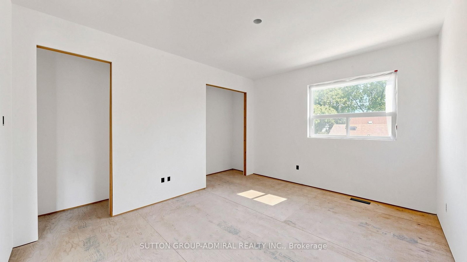 62 Rosemeade Avenue • Toronto, ON photo 40