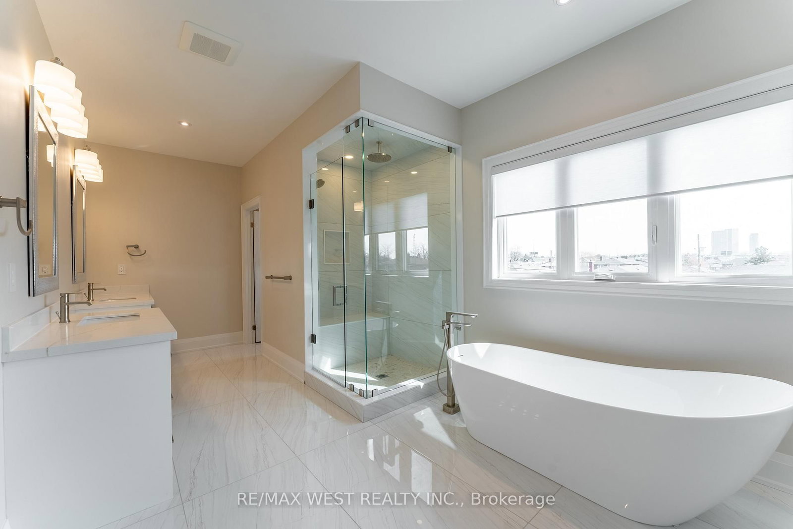 119 Jay Street • Toronto, ON photo 38