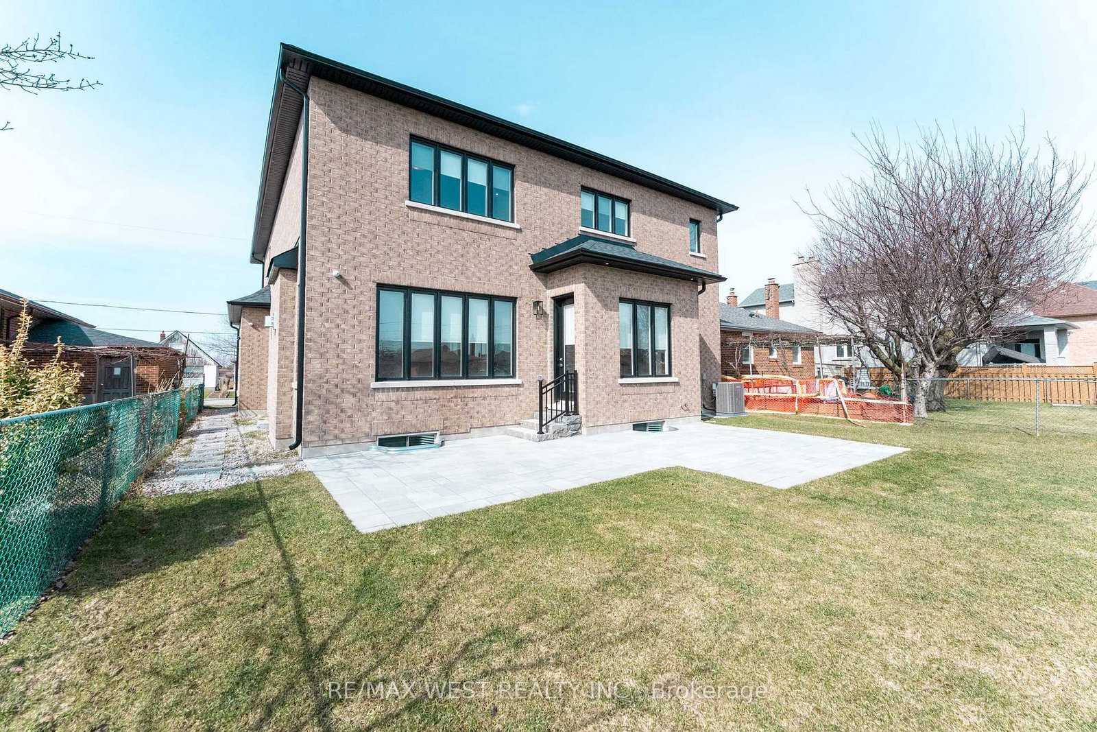 119 Jay Street • Toronto, ON photo 46