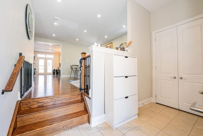 47 Legendary Circle • Brampton, ON photo 4