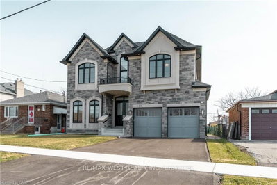 Detached House for lease at 119 Jay Street, Toronto, Ontario, M6L 2M3 - Maple Leaf - MLS: W13566844