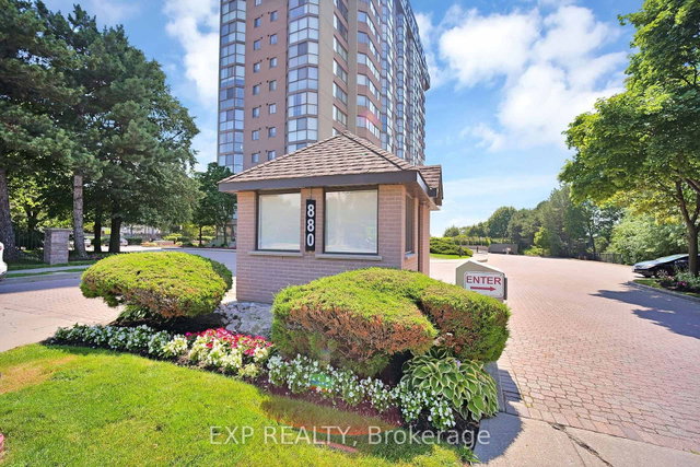 307 - 880 Dundas Street W