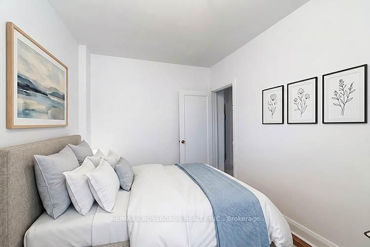 65 Manitoba Street • Toronto, ON photo 17
