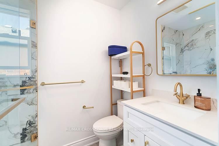 65 Manitoba Street • Toronto, ON photo 20