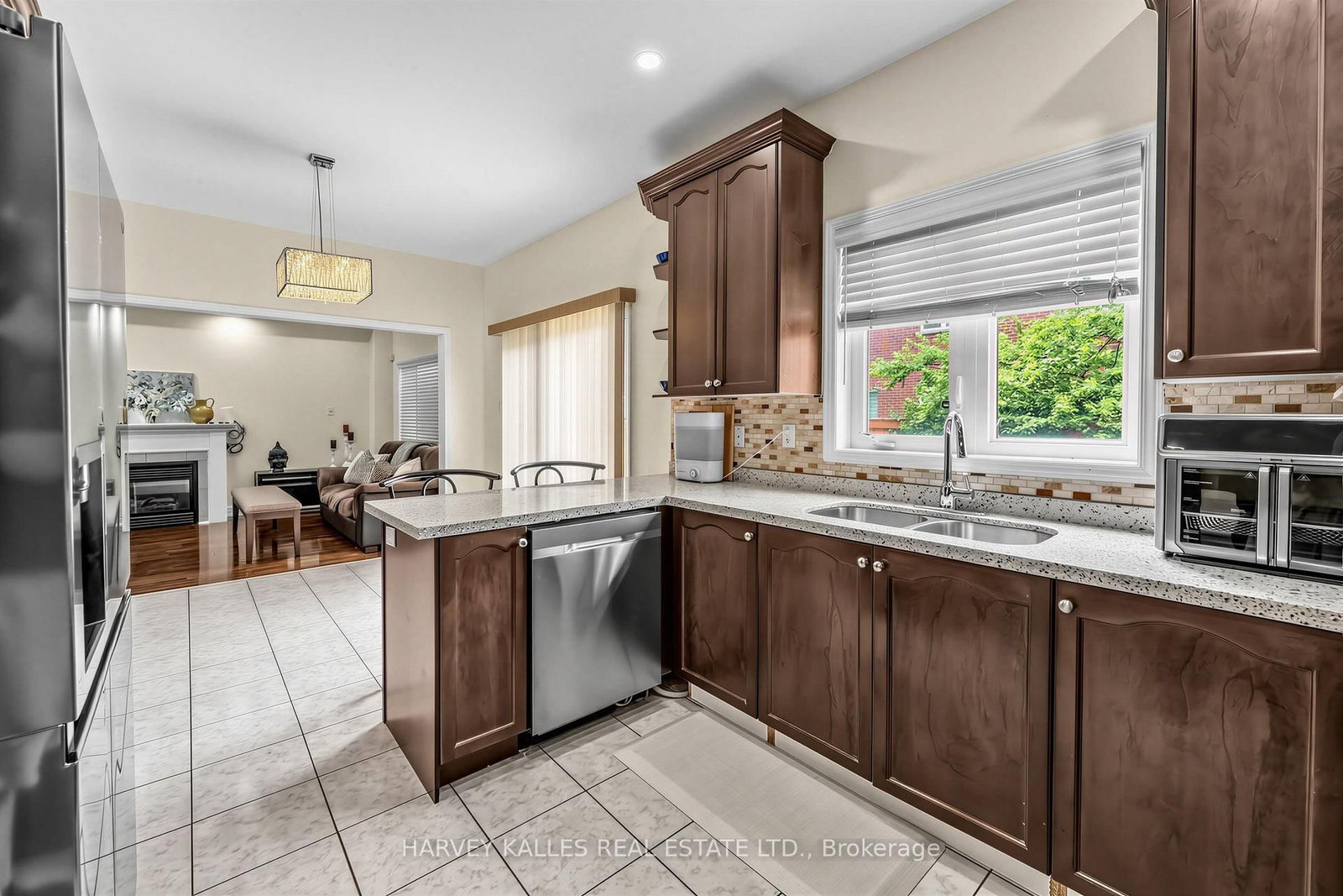 12 Tidewater Road • Brampton, ON photo 9