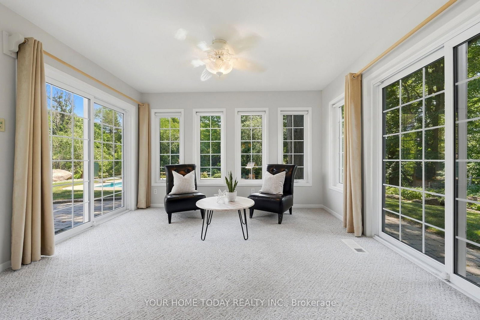 35 Dawson Crescent • Halton Hills, ON photo 11
