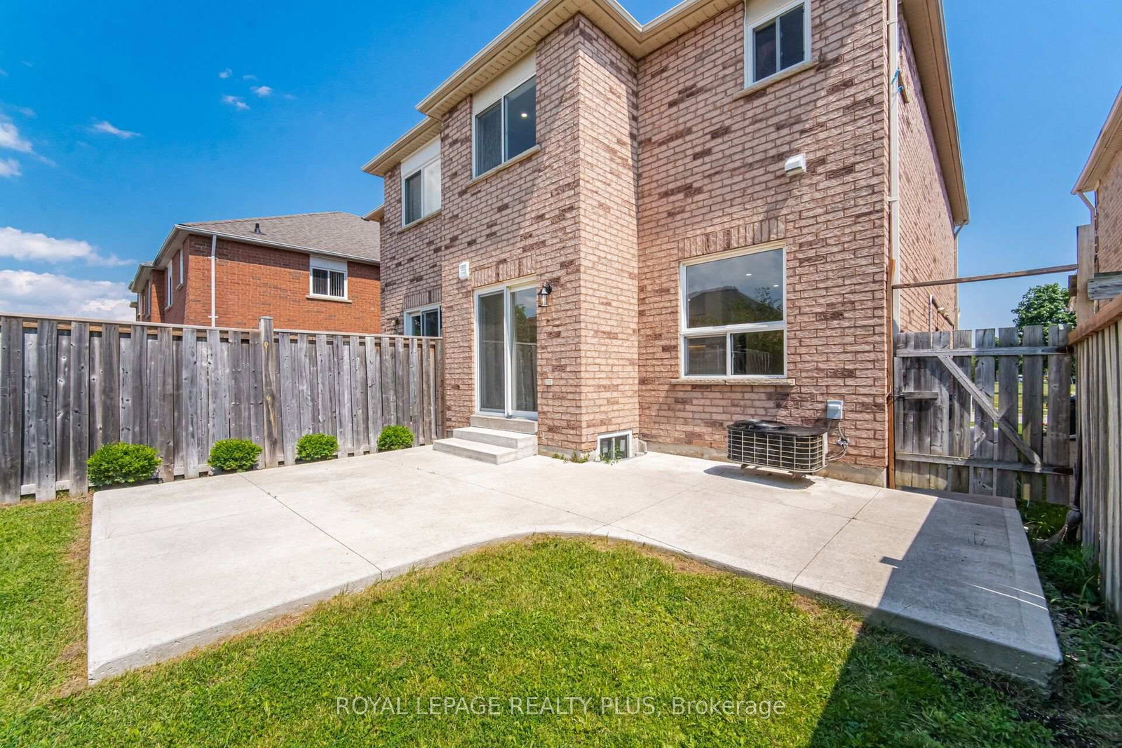 3907 Manatee Way • Mississauga, ON photo 50