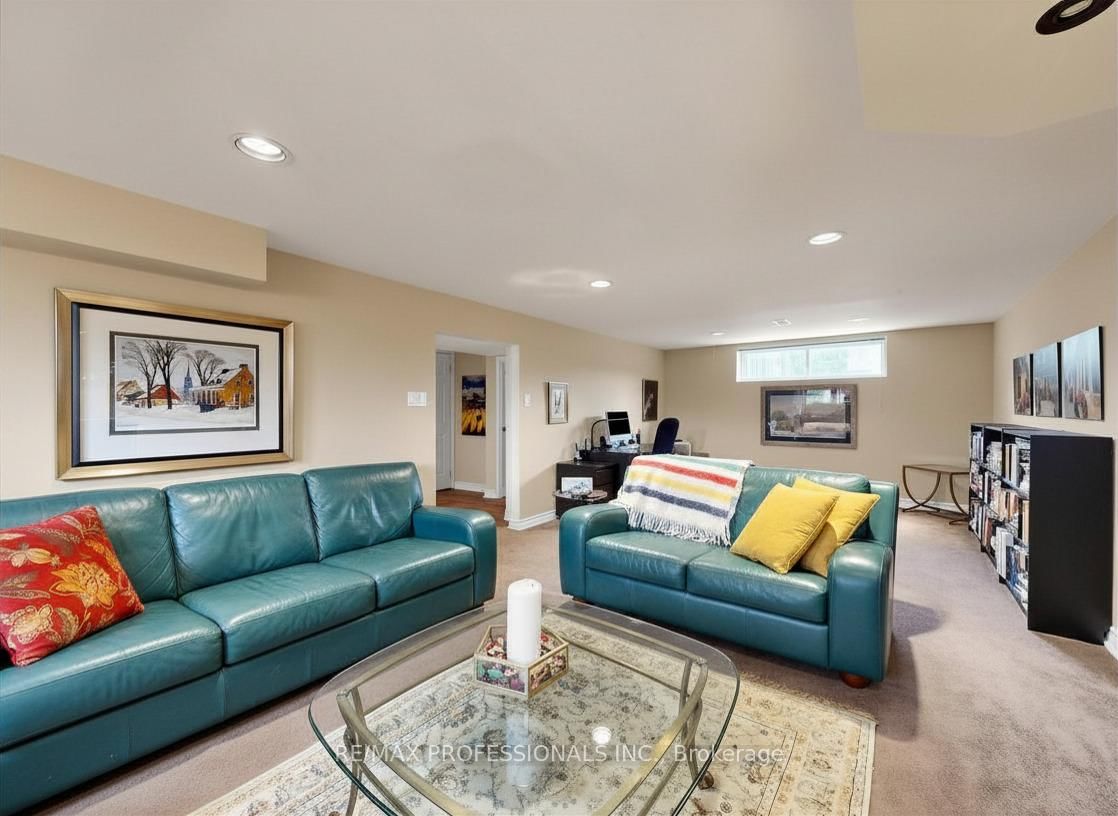 24 Breadner Drive • Toronto, ON photo 19