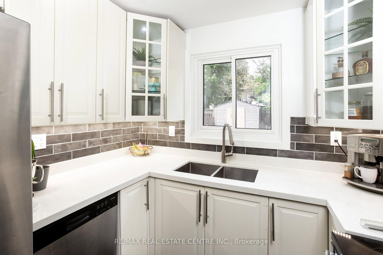 289 Archdekin Brampton,ON L6V 1Z3 — Photo 17