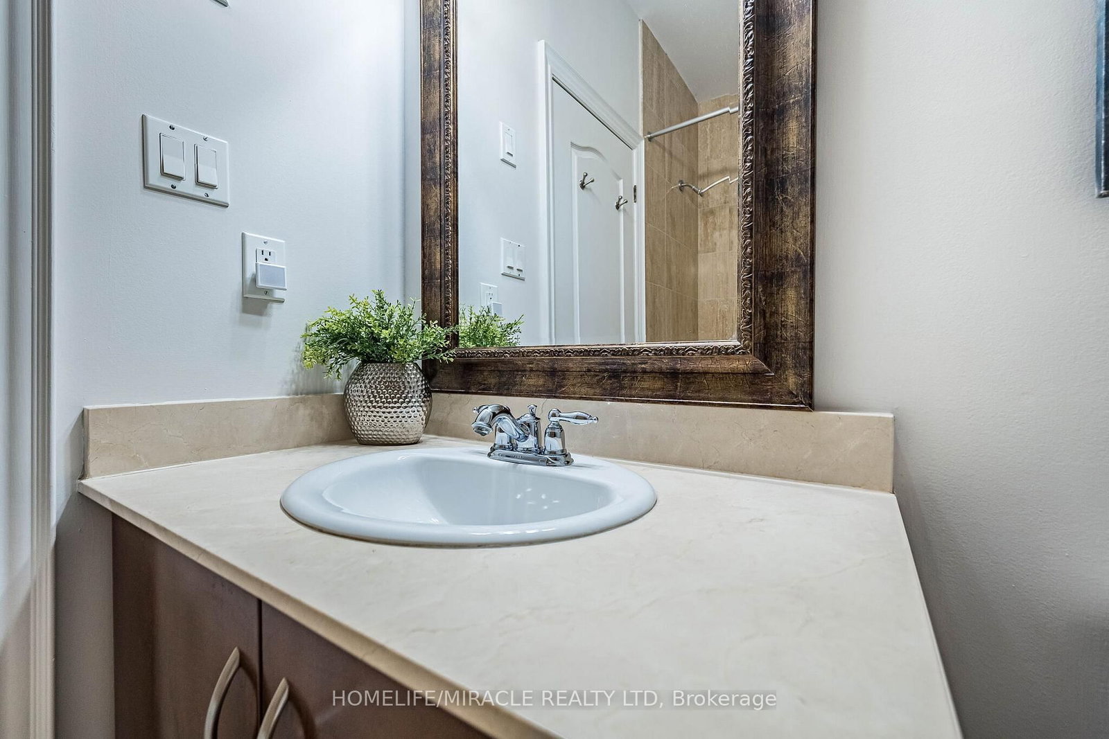 265 Van Dusen Boulevard • #1 • Toronto, ON photo 37