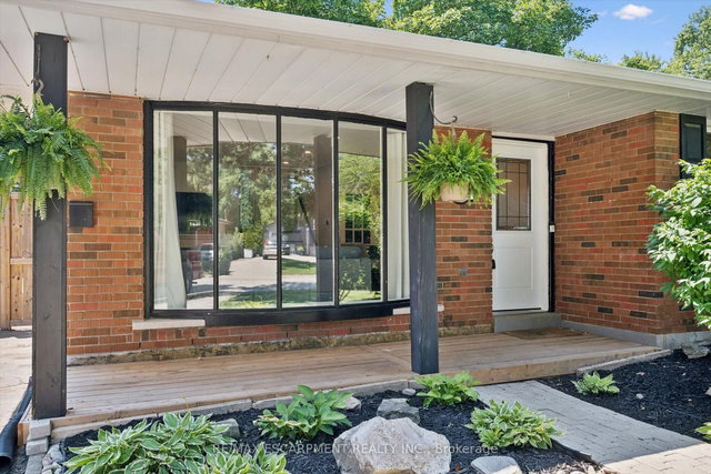 1298 Rosemary Crescent
