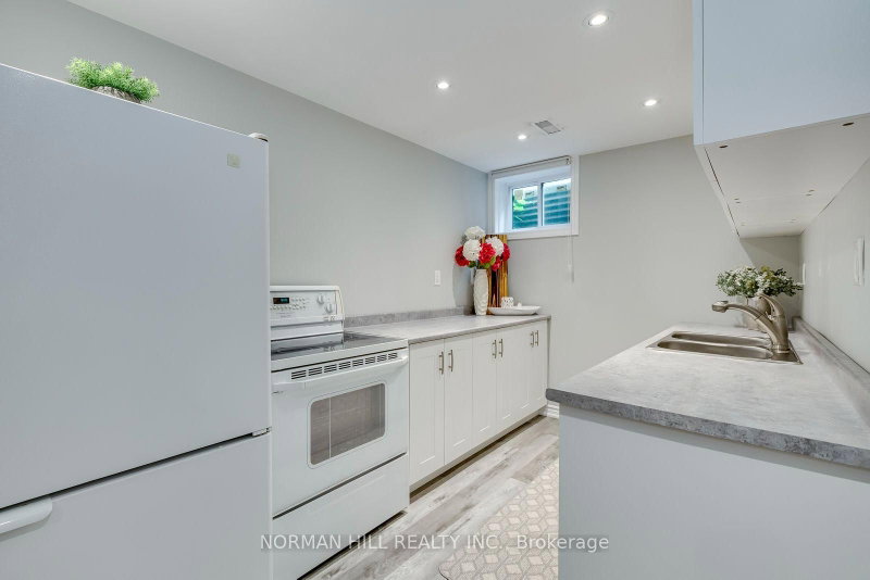2491 Woburn Oakville,ON L6L 5E8 — Photo 39