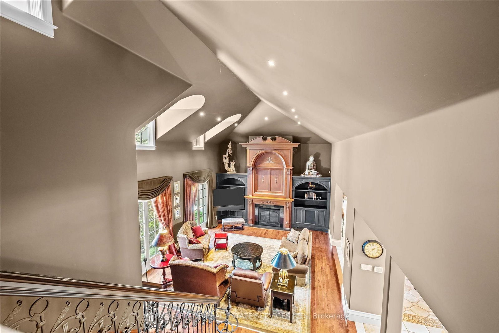 10090 Pineview Trail • Milton, ON photo 28