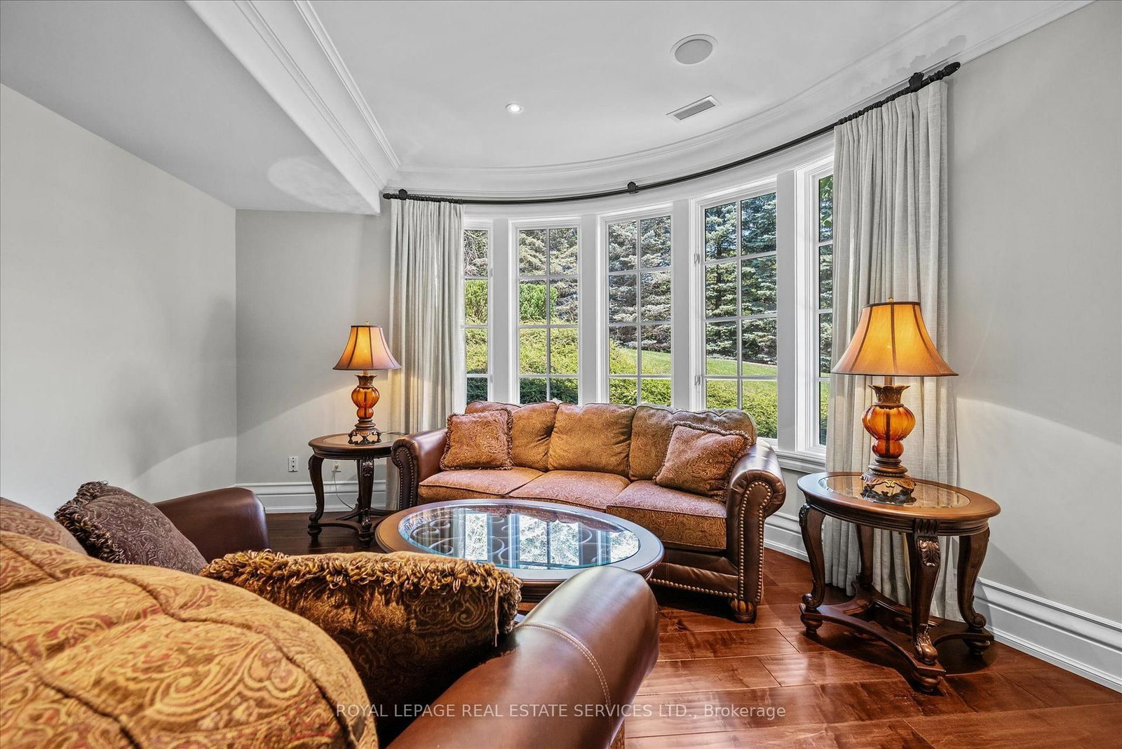 10090 Pineview Trail • Milton, ON photo 32