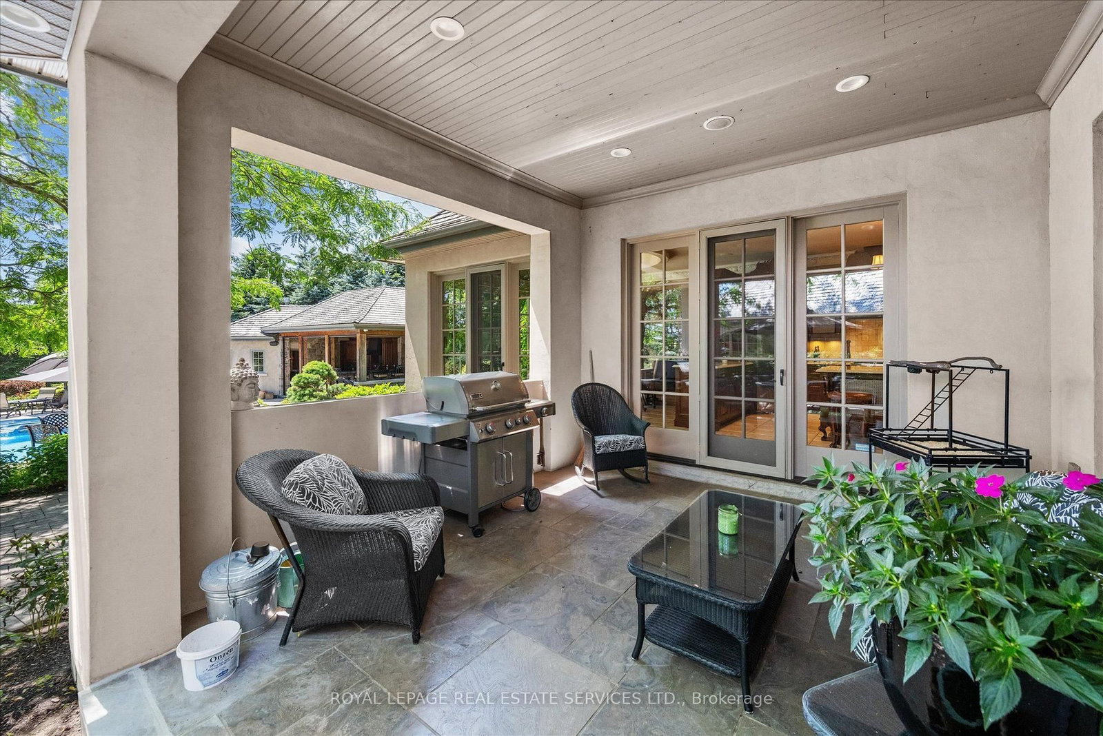 10090 Pineview Trail • Milton, ON photo 36