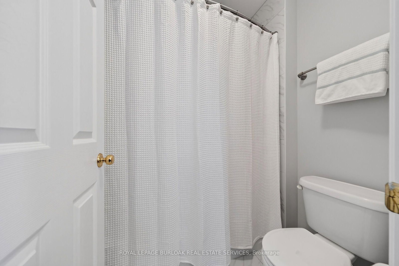 2203 Turnberry Road • Burlington, ON photo 25
