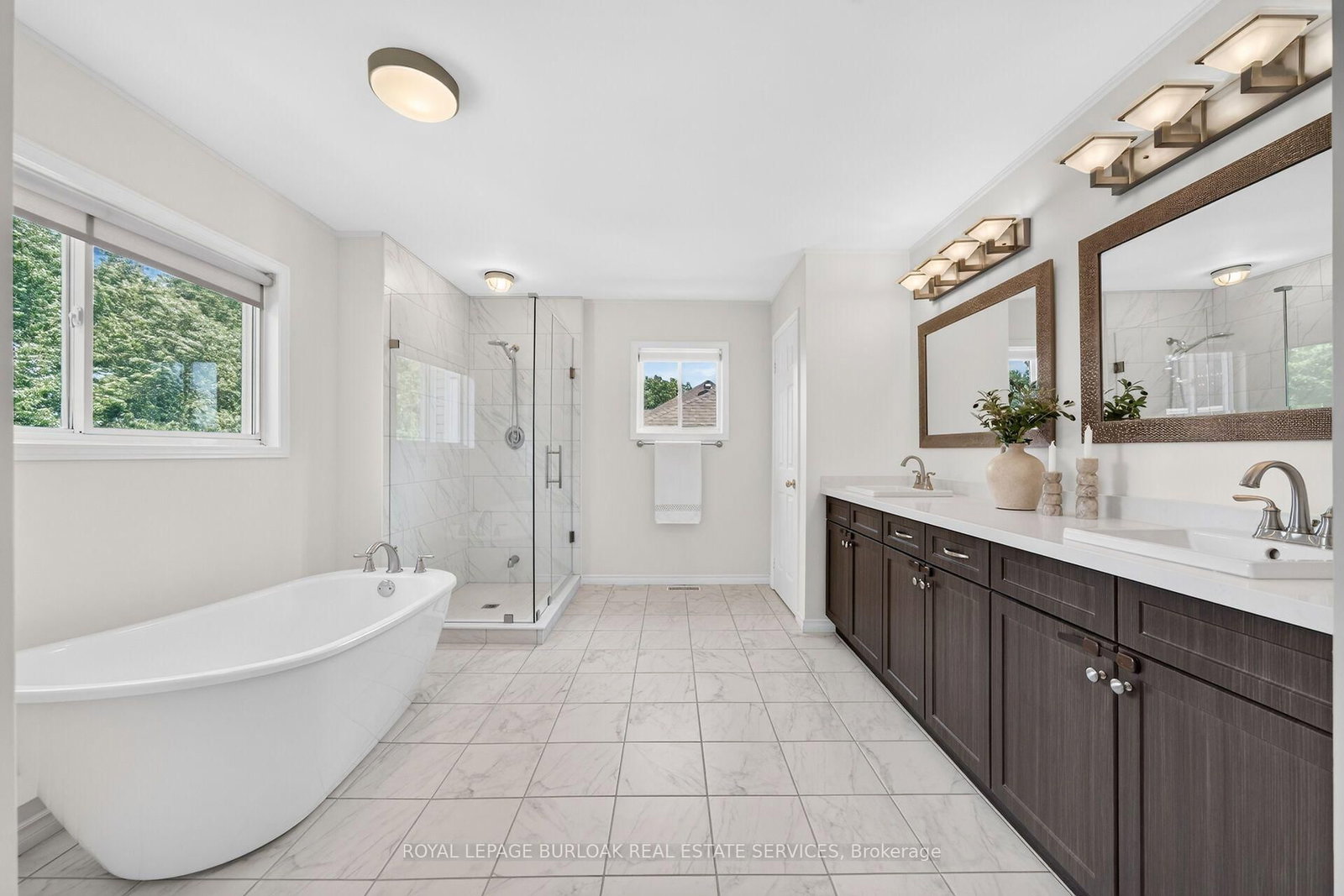 2203 Turnberry Road • Burlington, ON photo 31