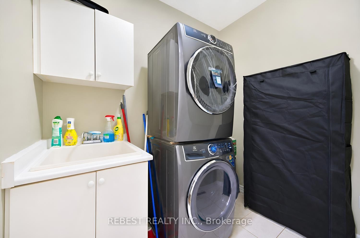 22 Gore Valley Trail • Brampton, ON photo 23