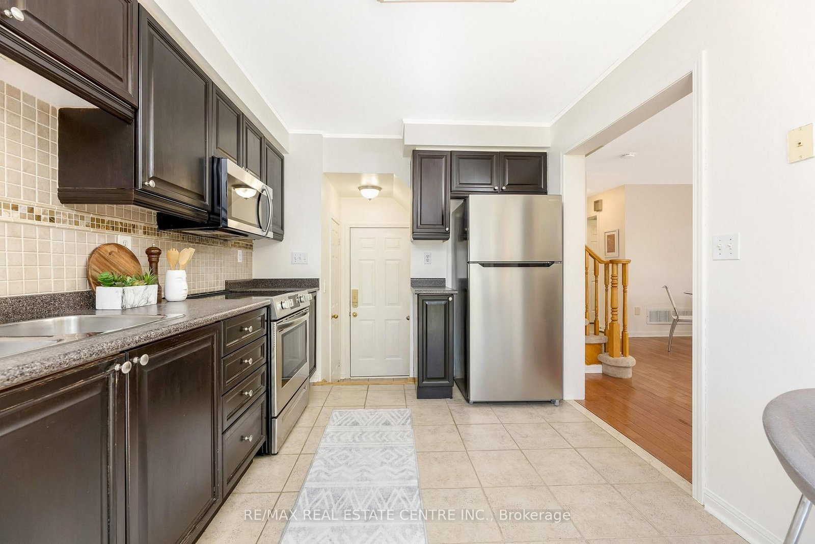 430 Patterson Drive • Milton, ON photo 9