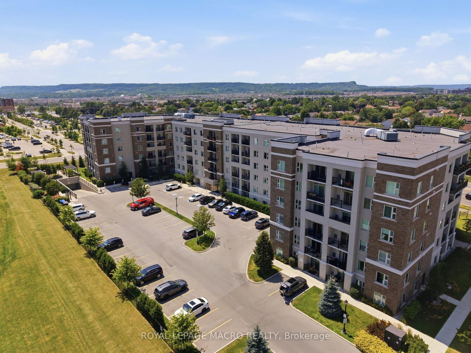 610 Farmstead Drive • #126 • Milton, ON photo 1