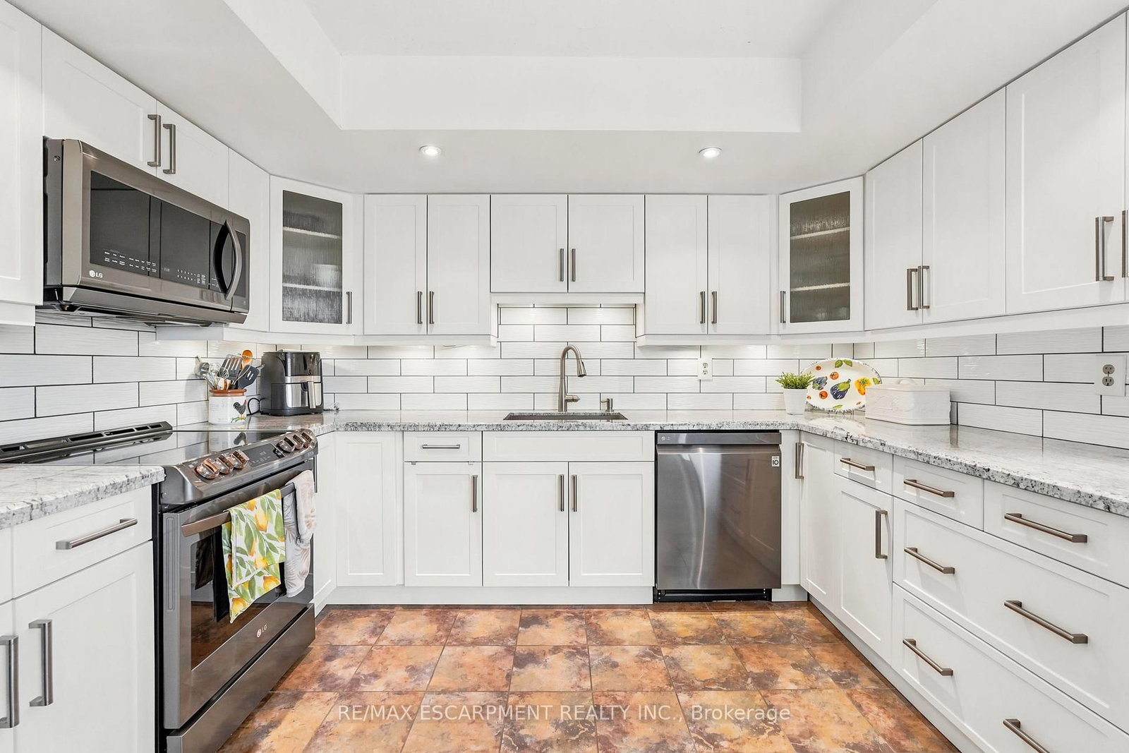 1201 North Shore Boulevard E • #1003 • Burlington, ON photo 12
