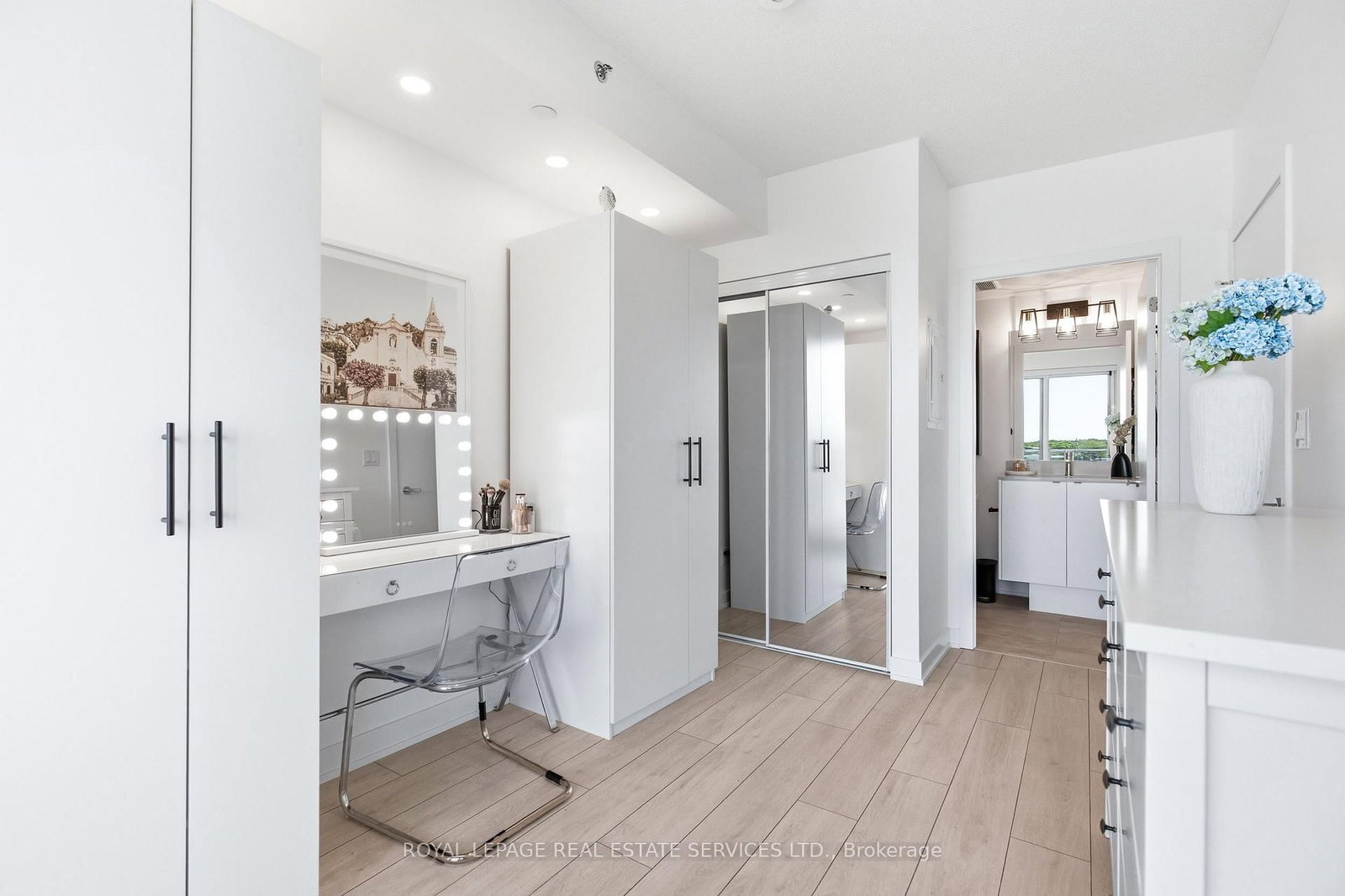 3210 Dakota Common • #A607 • Burlington, ON photo 19