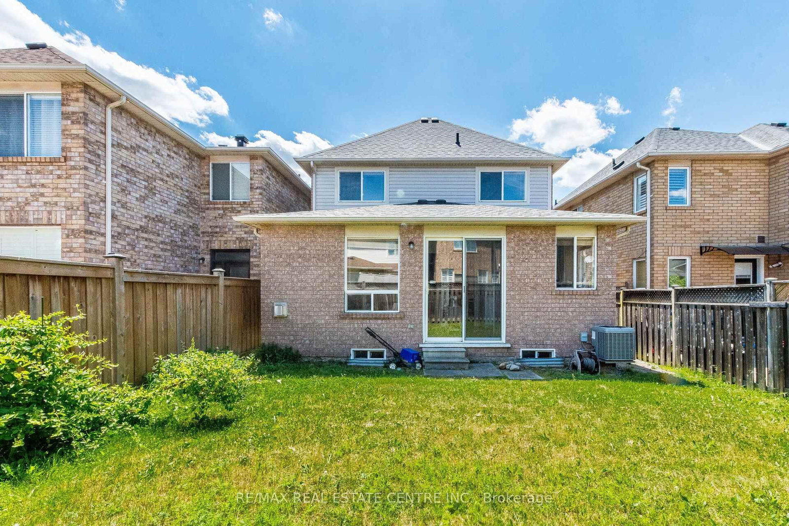 5981 Couples Street • Mississauga, ON photo 35