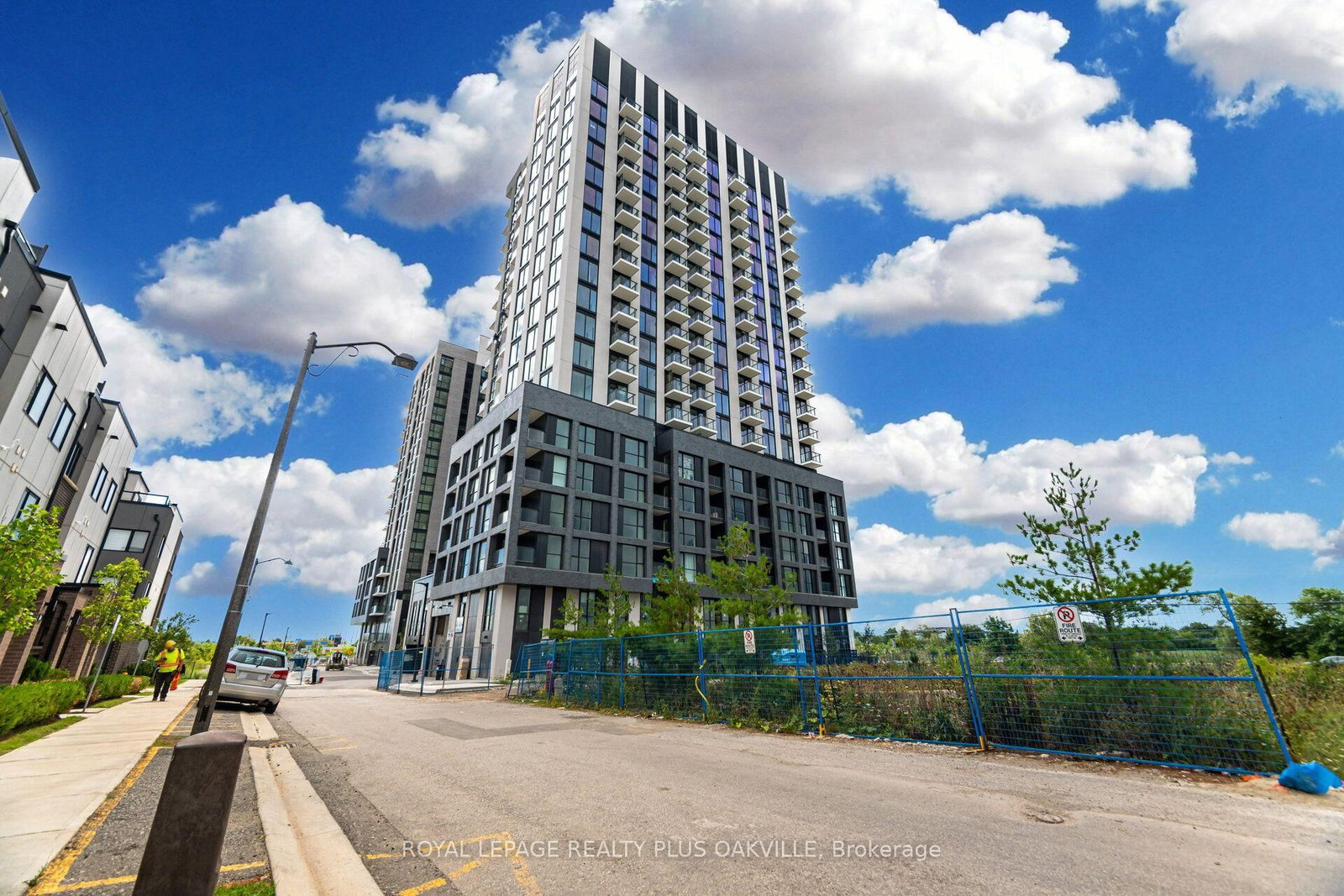 1509-3079 Trafalgar Road, Oakville, ON
