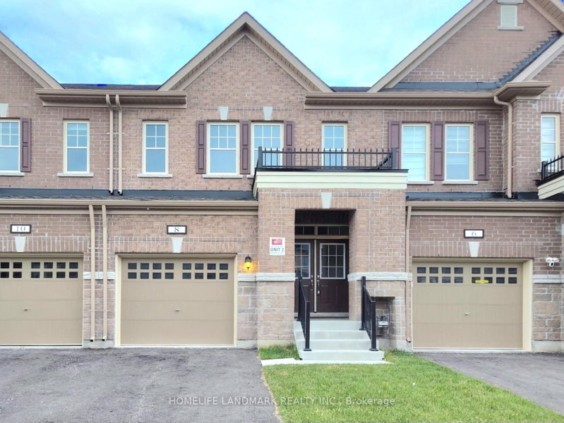8 Bushwood Trail