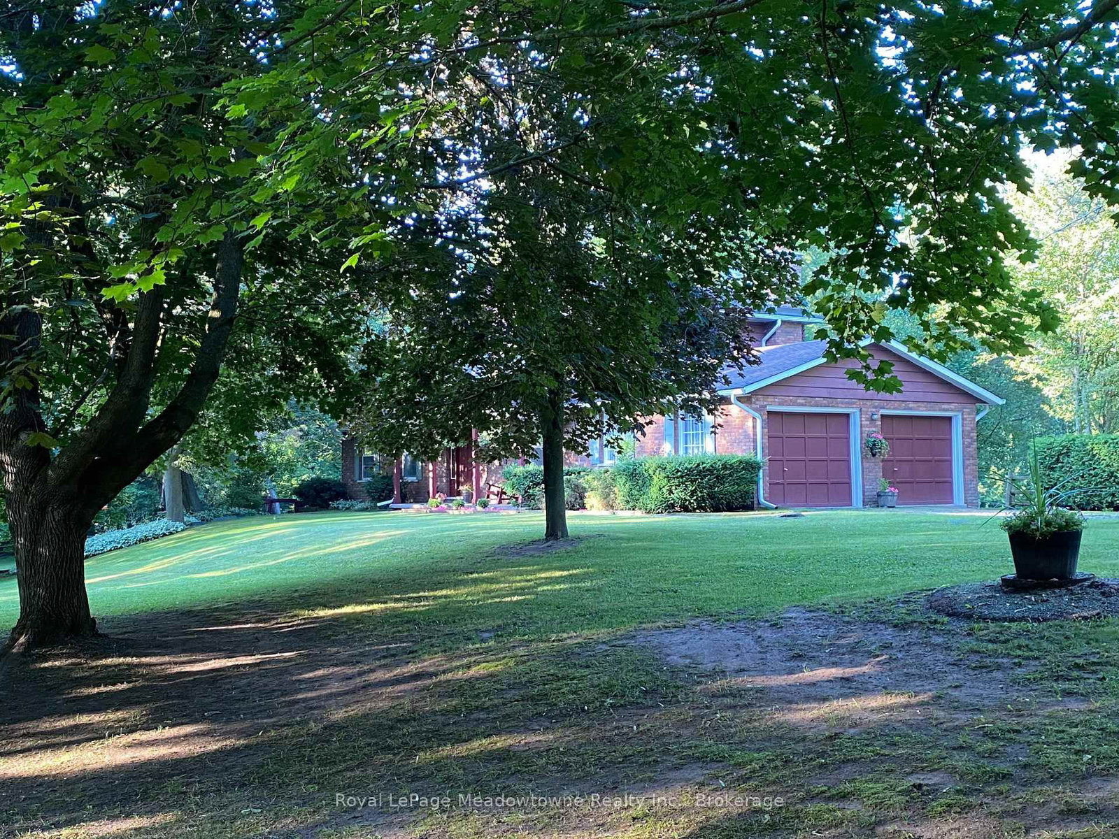 12170 Sixth Line Nassagaweya • Milton, ON photo 4
