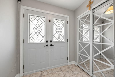 25 Rolling Hills Lane • Caledon, ON photo 3