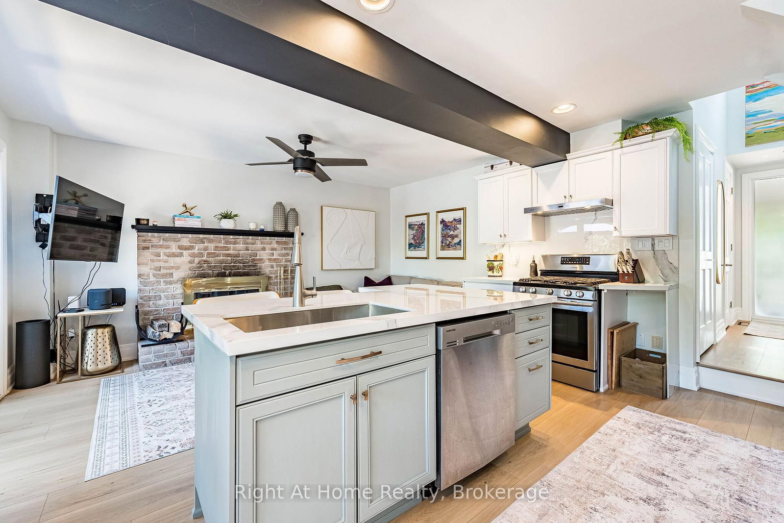 3287 Victoria Street • Oakville, ON photo 12