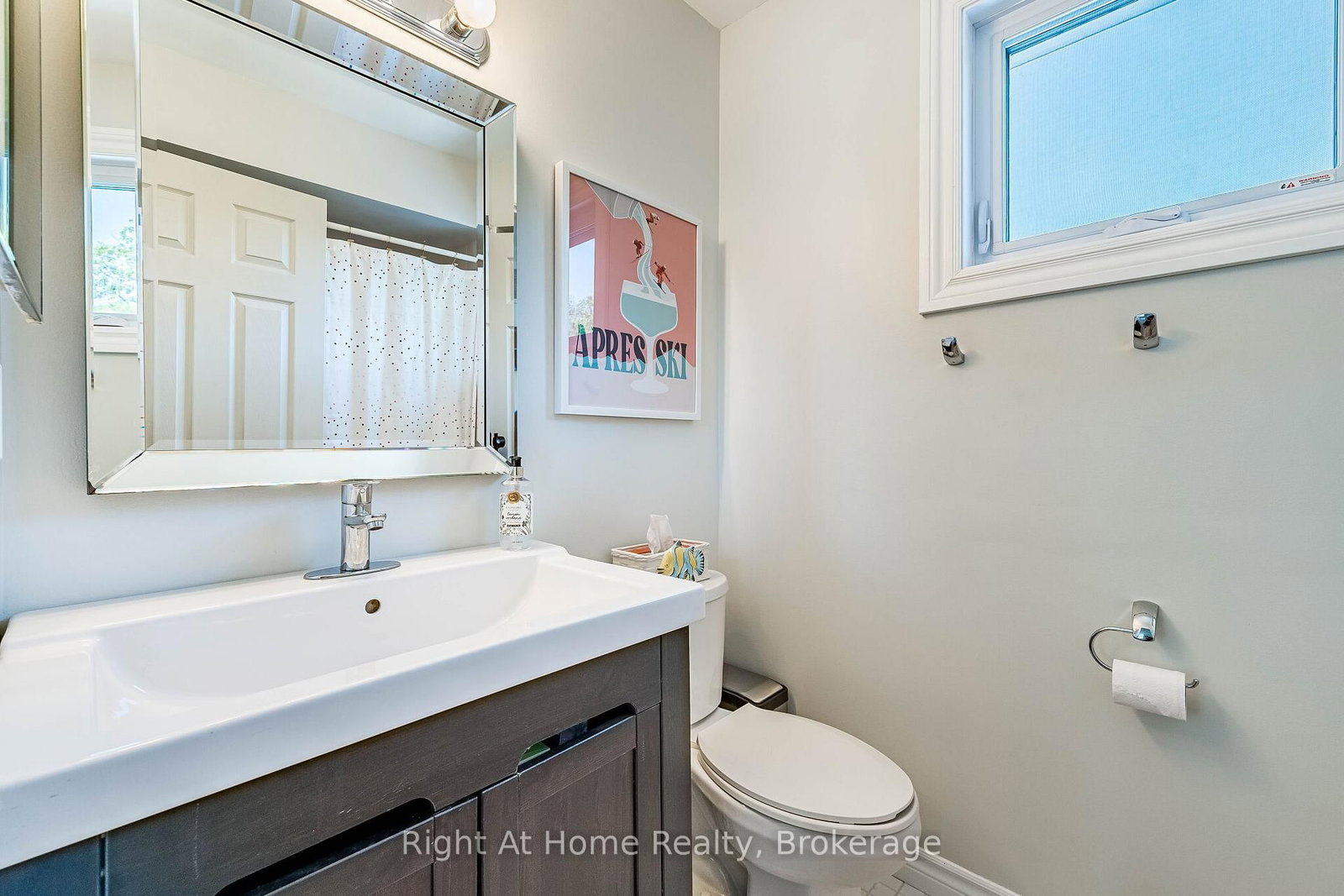 3287 Victoria Street • Oakville, ON photo 29