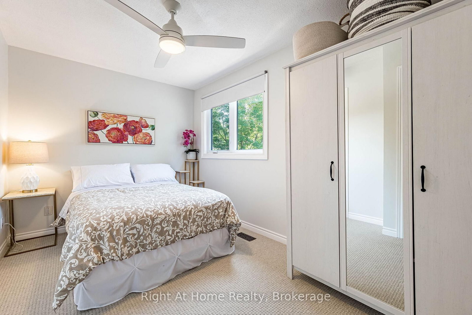 3287 Victoria Street • Oakville, ON photo 32