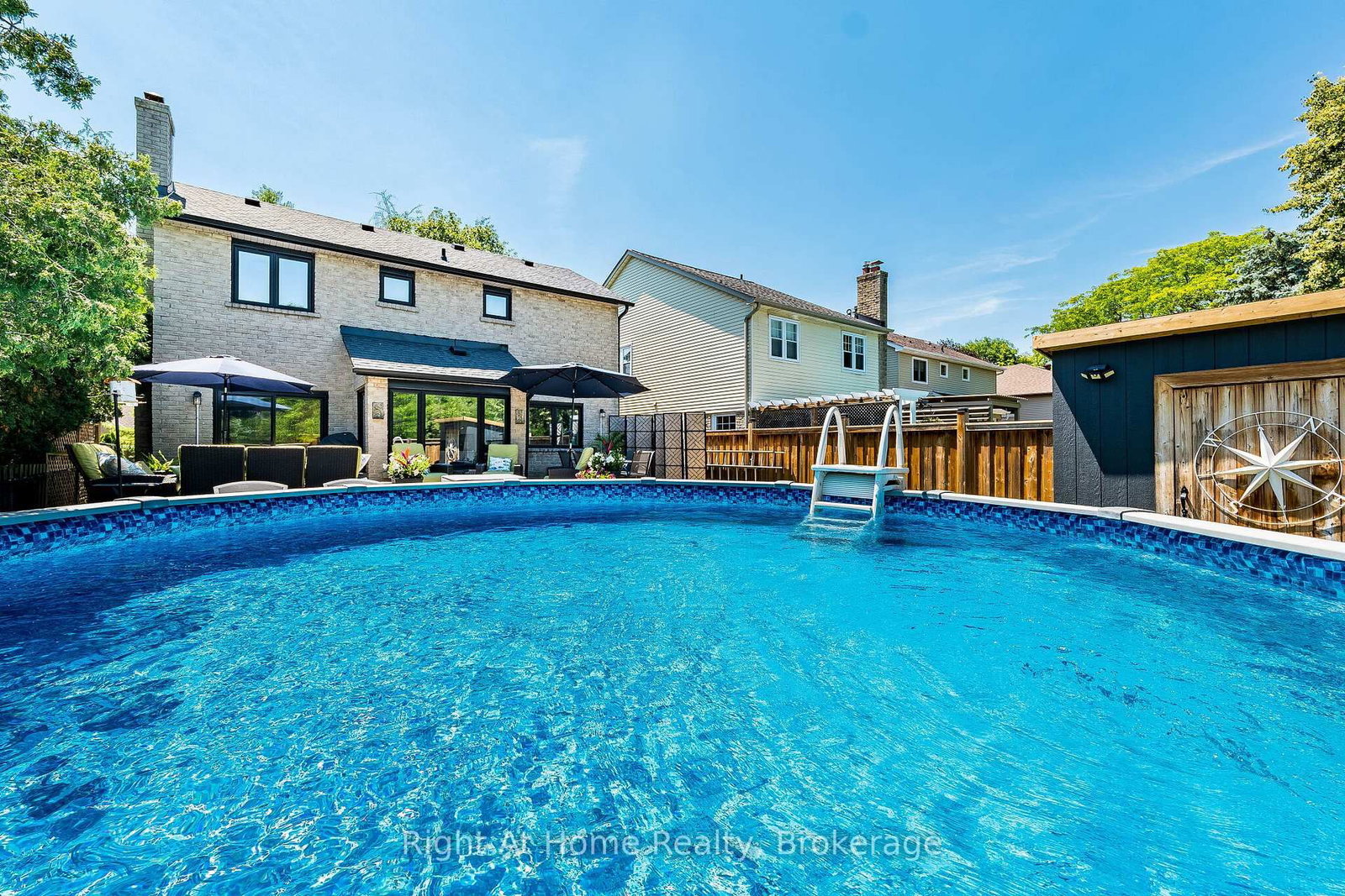 3287 Victoria Street • Oakville, ON photo 38