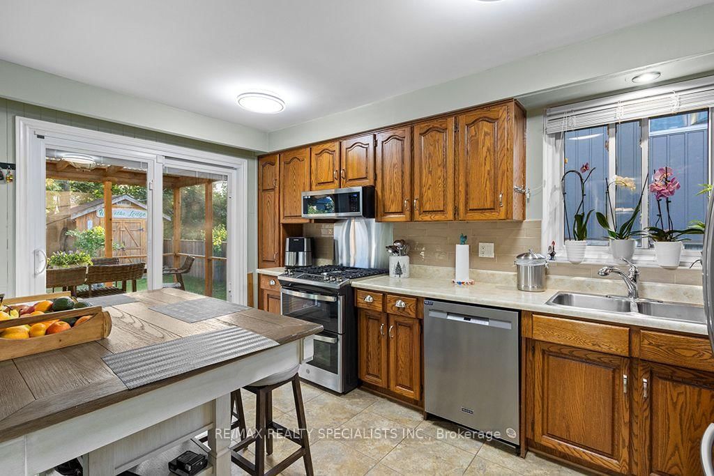88 Shirley Street • Orangeville, ON photo 9