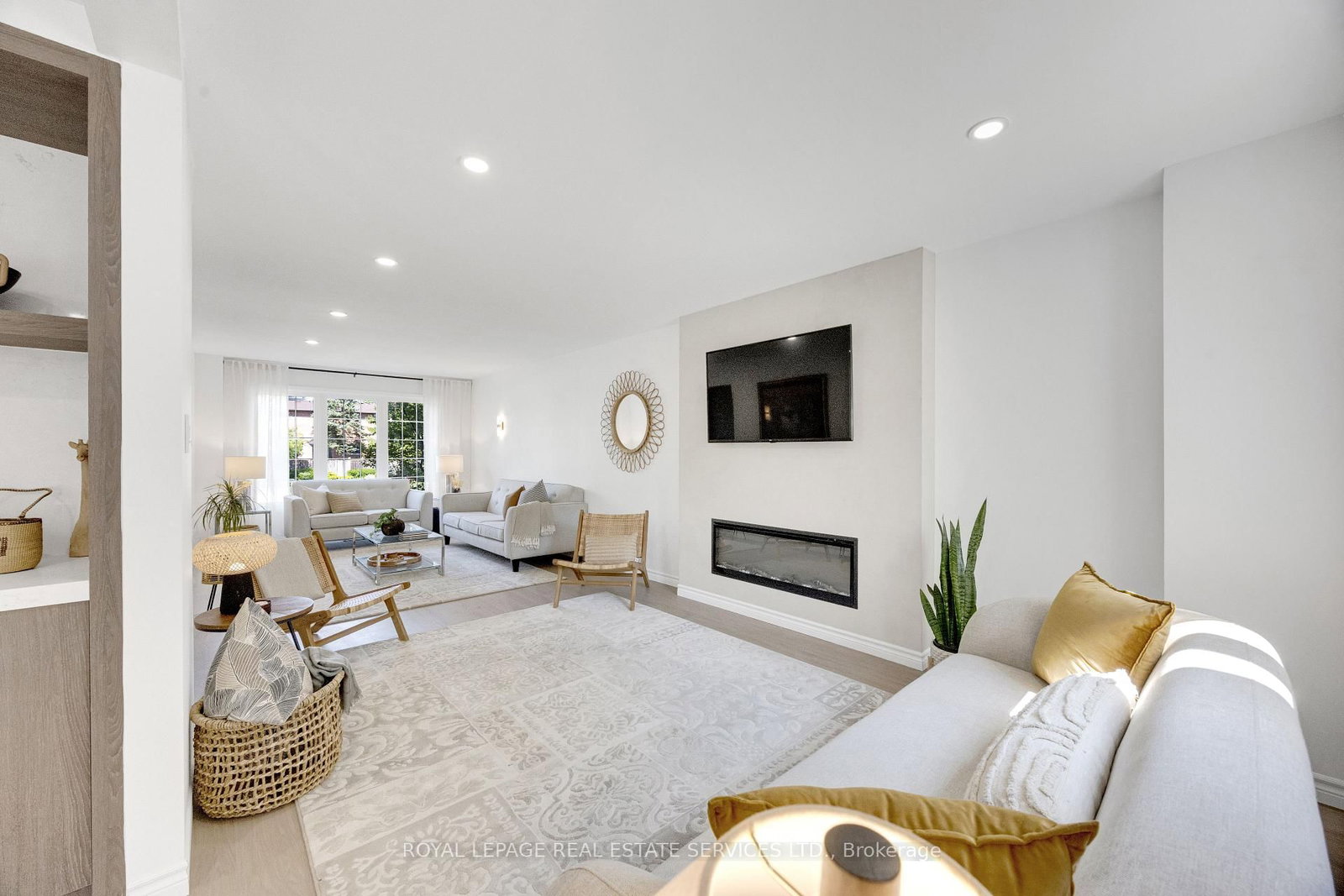 2048 Sixth Line • Oakville, ON photo 14