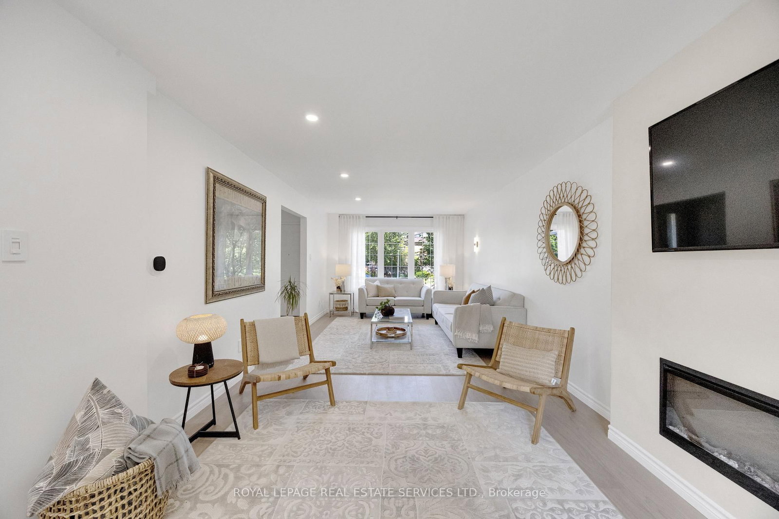 2048 Sixth Line • Oakville, ON photo 15