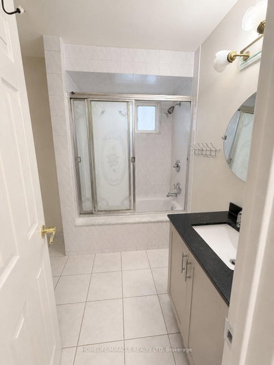 3145 Mallbridge Mississauga,ON L4T 2C5 — Photo 13