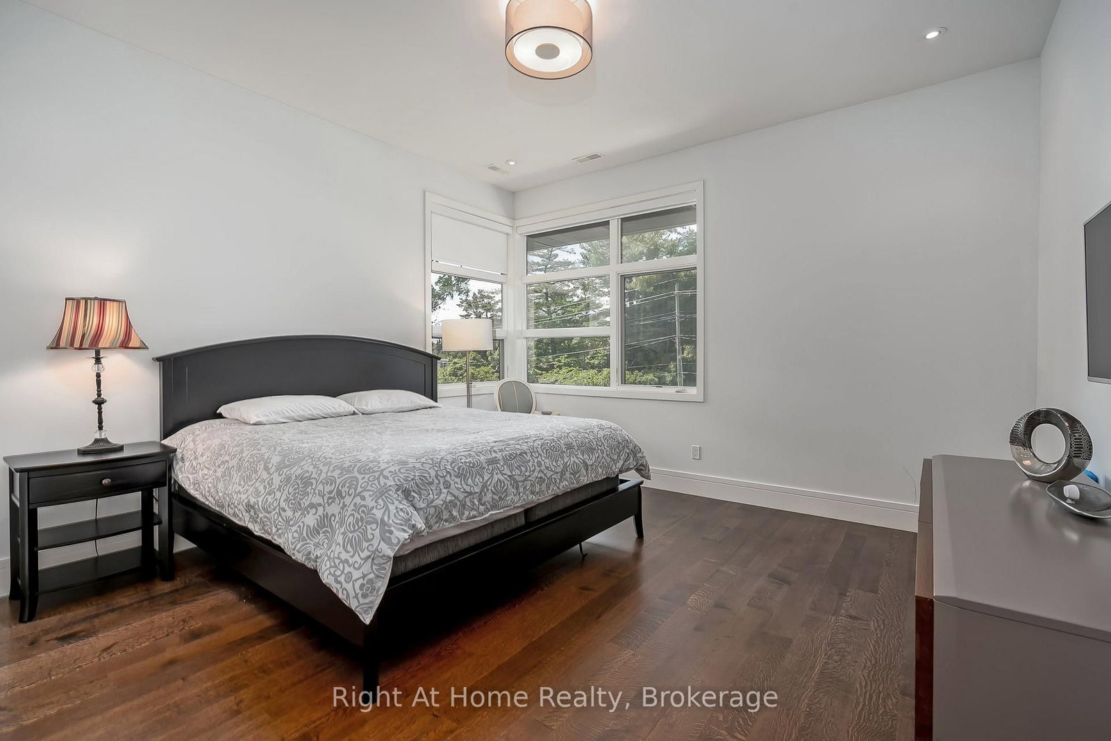 265 Maple Grove Drive • Oakville, ON photo 33