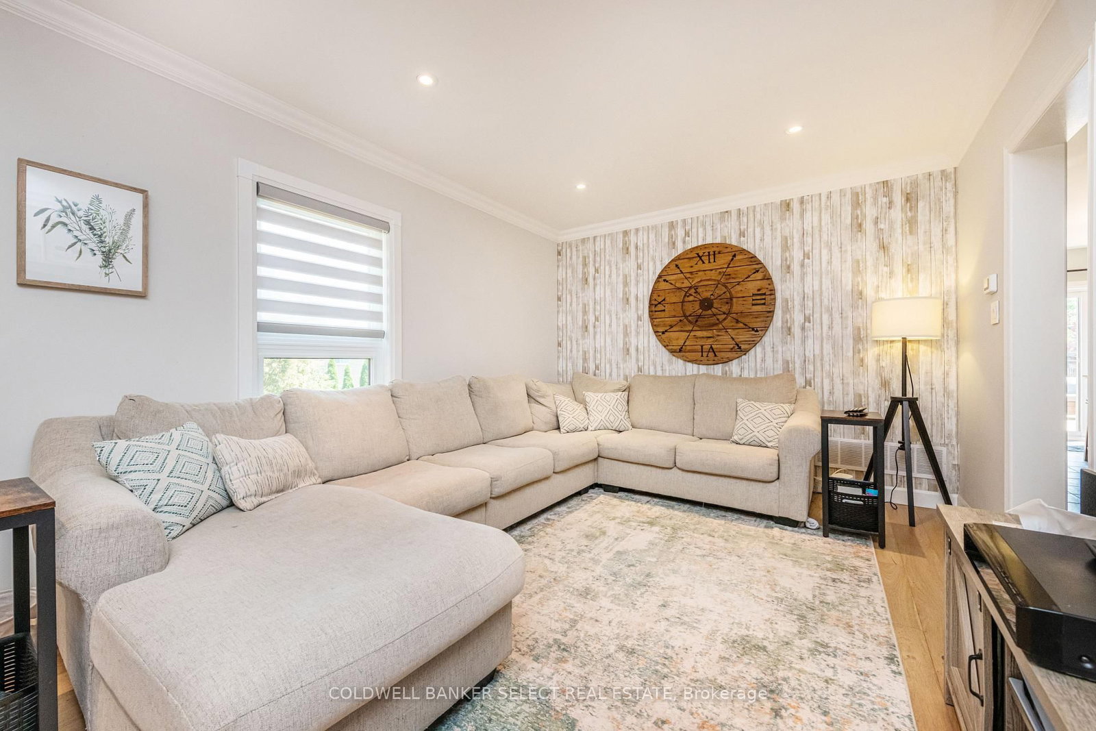 32 Coolspring Crescent • Caledon, ON photo 10