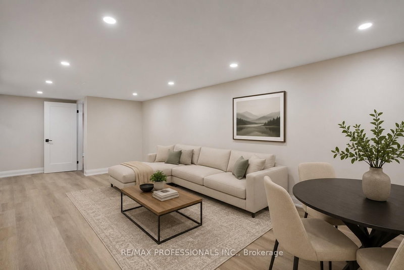 LOWER - 1327 Royal Drive
