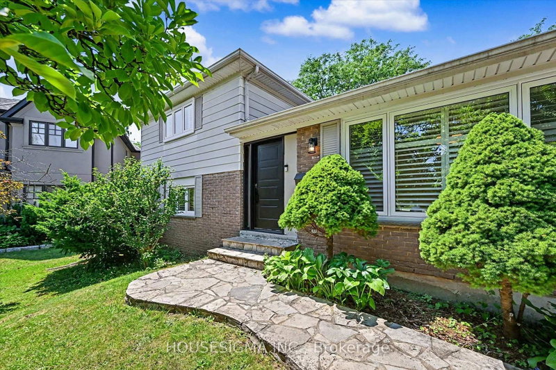 444 Withnell Crescent