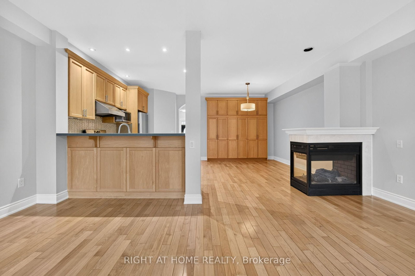 346 Creek Path Avenue • Oakville, ON photo 21