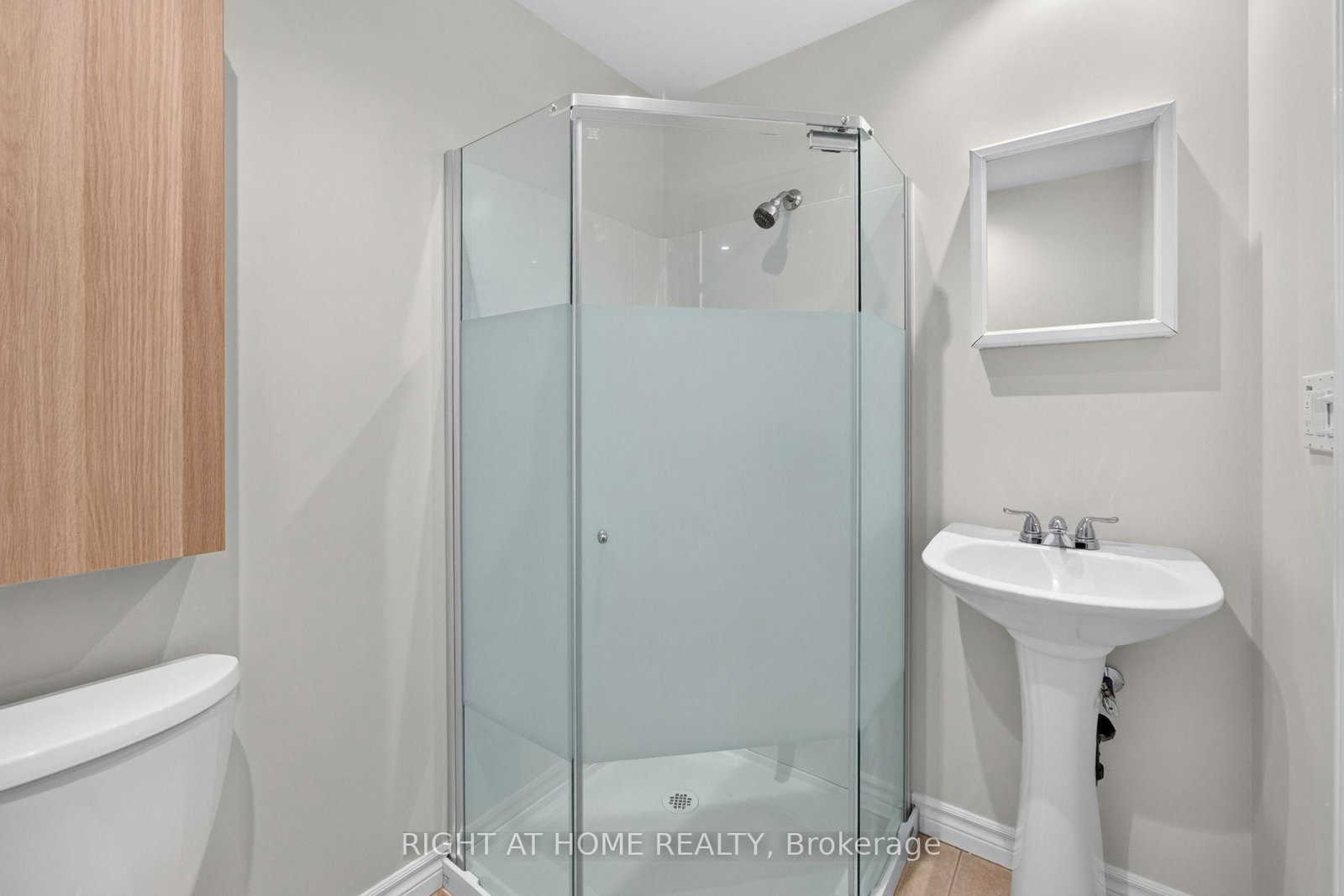 346 Creek Path Avenue • Oakville, ON photo 38