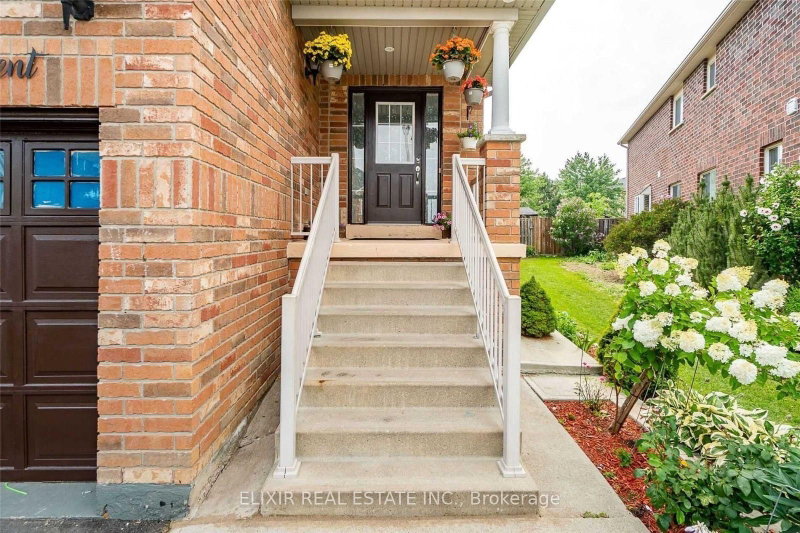 Upper Level - 29 Timbertop Crescent