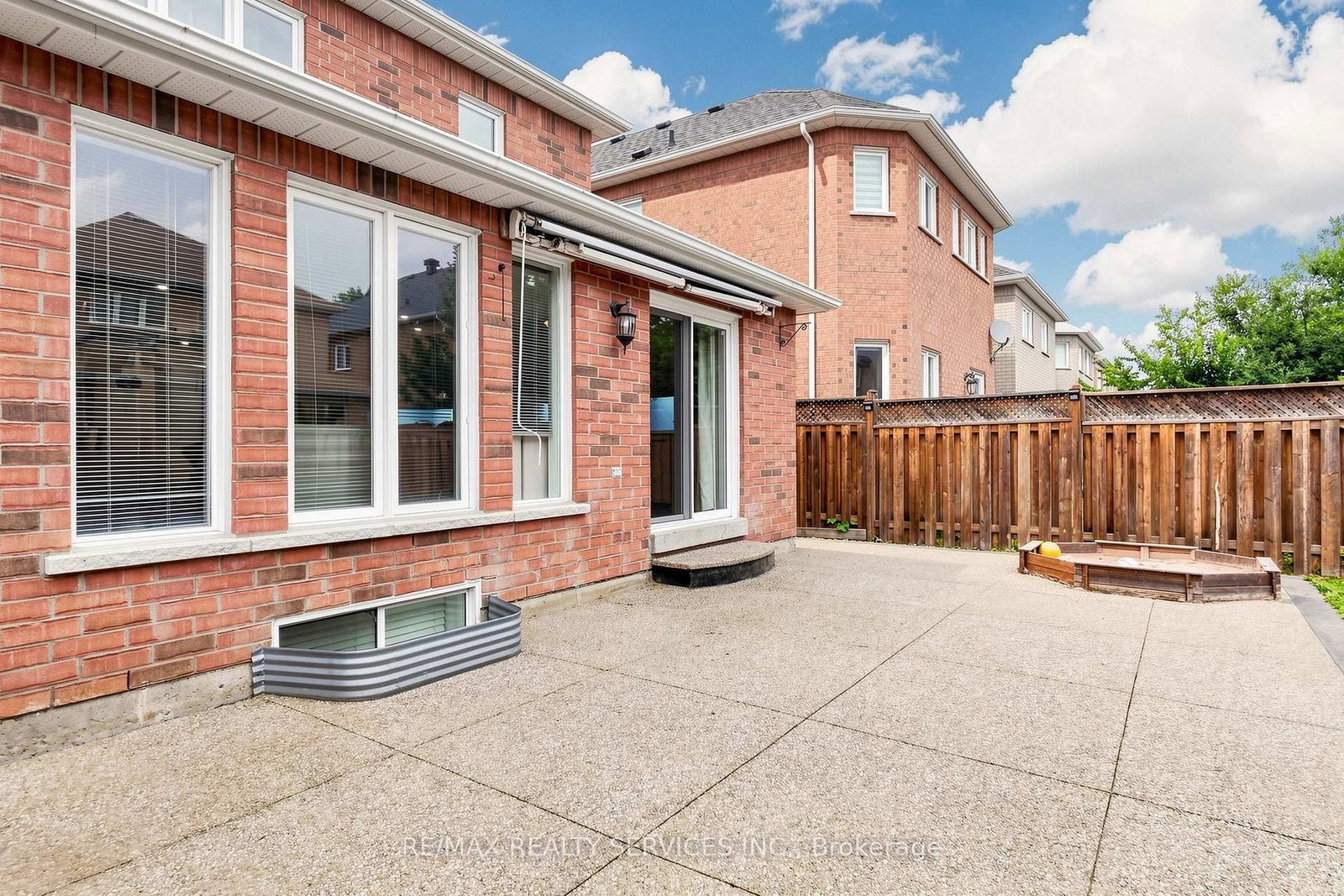 32 Hillpath Crescent • Brampton, ON photo 47