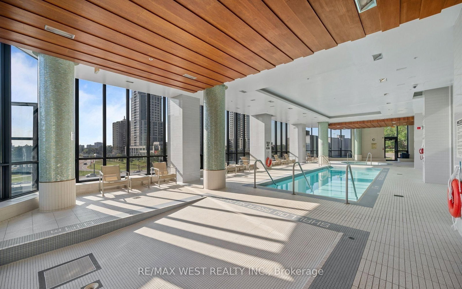 1 Valhalla Inn Road • #1206 • Toronto, ON photo 18