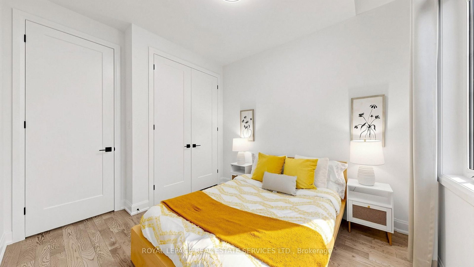 1527 Varelas Passage • Oakville, ON photo 29